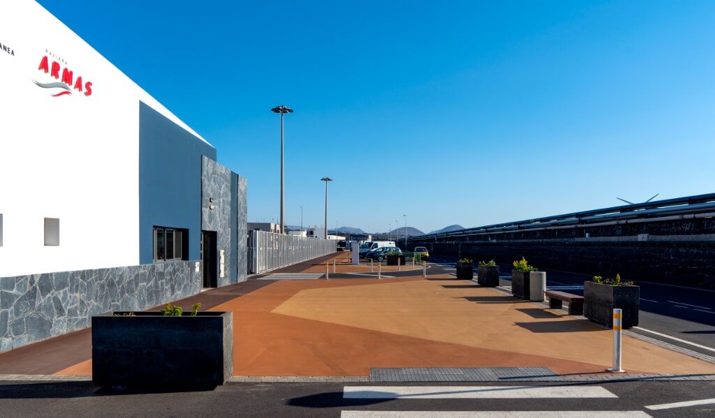 PASEO MARÍTIMO PUERTO DE LOS MÁRMOLES LANZAROTE